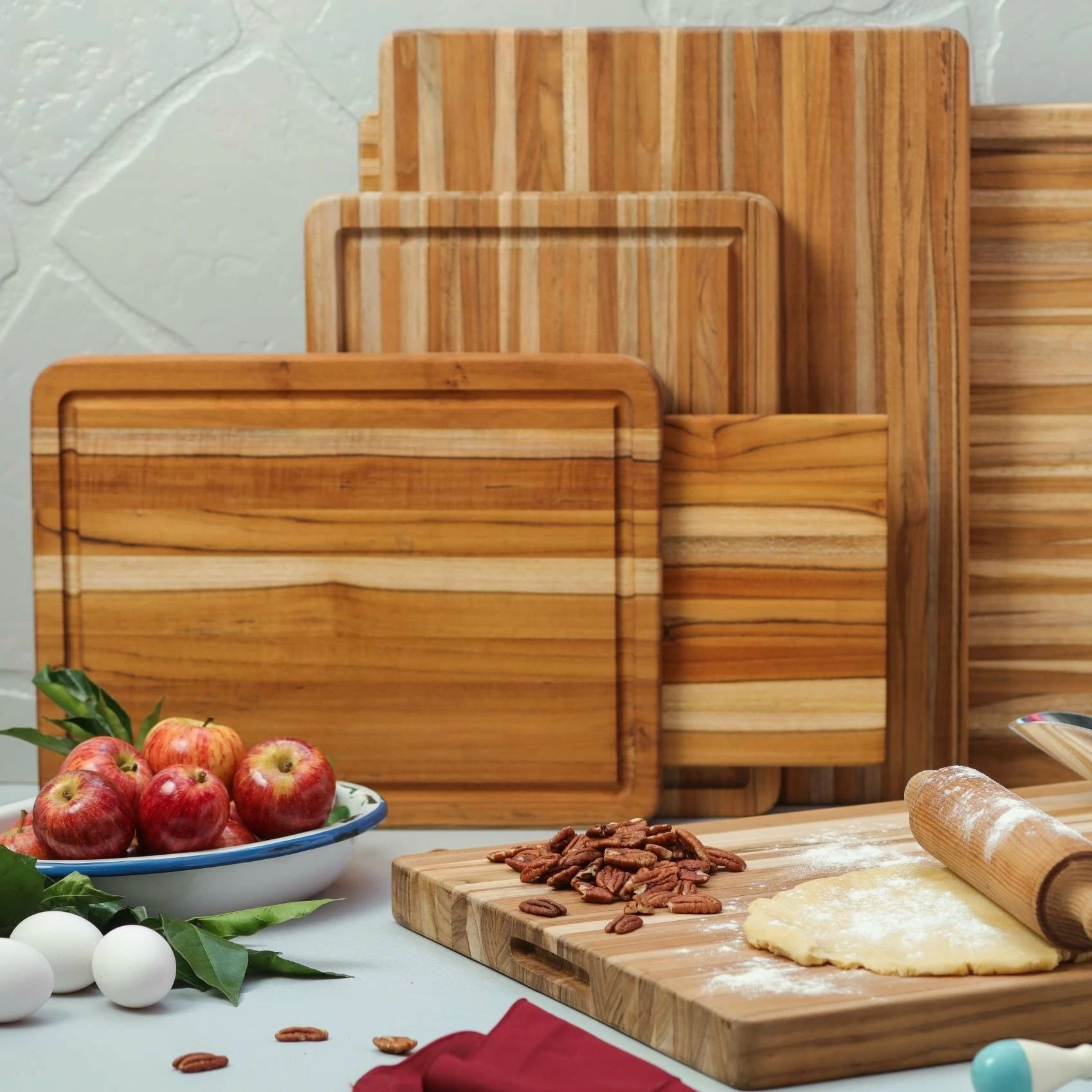 TeakHaus Edge Grain Cutting Board W/Small Board + Juice Canal (Rectangle) | 16" X 12" X 1.25" 4 TeakHaus Edge Grain Cutting Board W/Small Board + Juice Canal (Rectangle) | 16" X 12" X 1.25" - Image 4