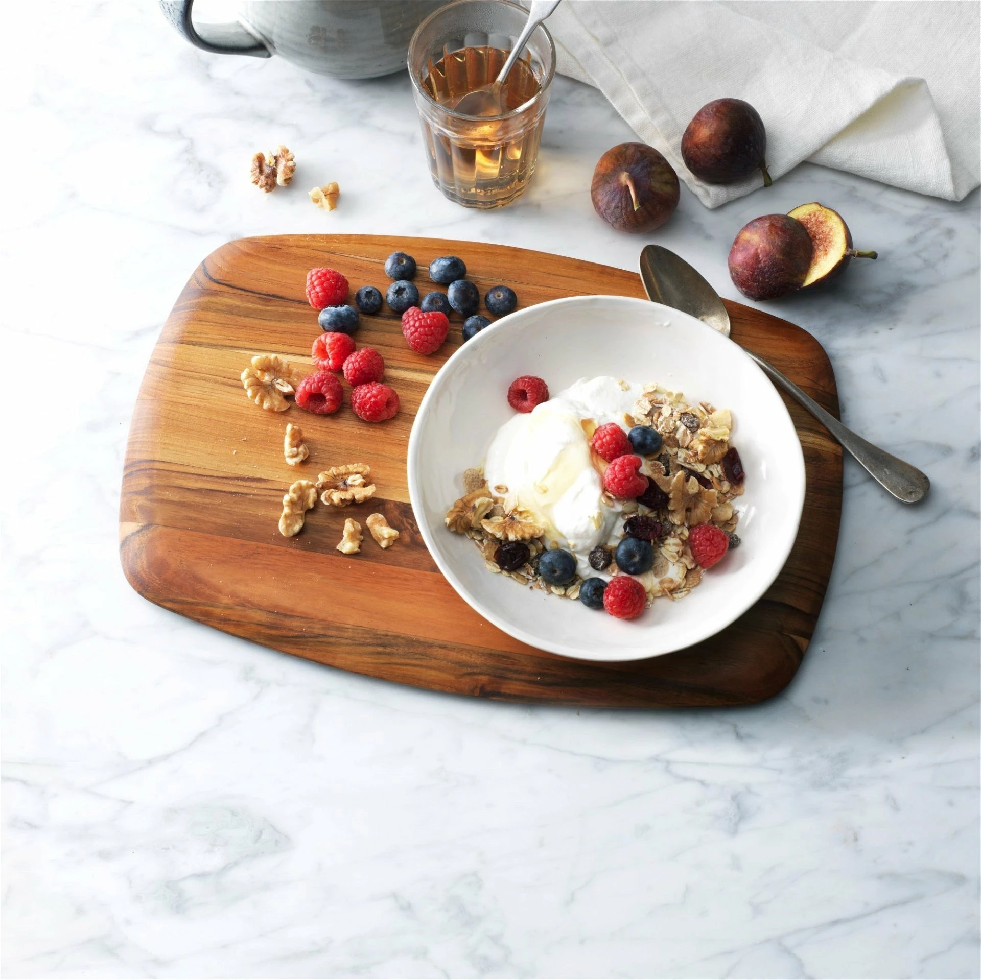 TeakHaus Edge Grain Cutting Board W/Rounded Edge (Medium) | 14" X 9.5" X 0.55" 4 TeakHaus Edge Grain Cutting Board W/Rounded Edge (Medium) | 14" X 9.5" X 0.55" - Image 4