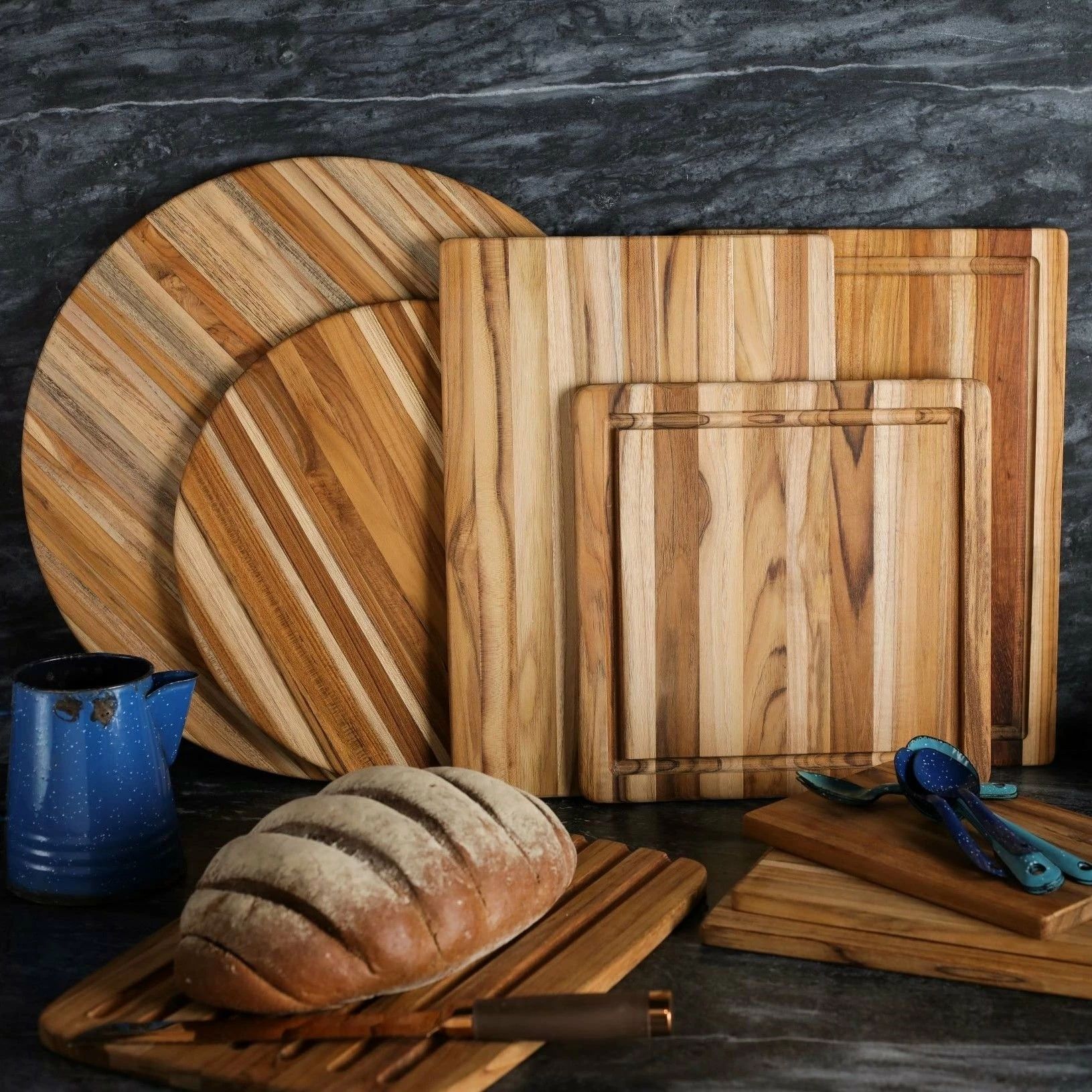 TeakHaus Edge Grain Bread Board | 16" X 11" X 0.55" 4 TeakHaus Edge Grain Bread Board | 16" X 11" X 0.55" - Image 4