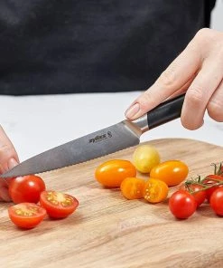 Zyliss Comfort Pro Serrated Paring Knife | 4.5" 11 Zyliss Comfort Pro Serrated Paring Knife | 4.5" -Knife-shop 8160jsjjk3l. ac sl1500