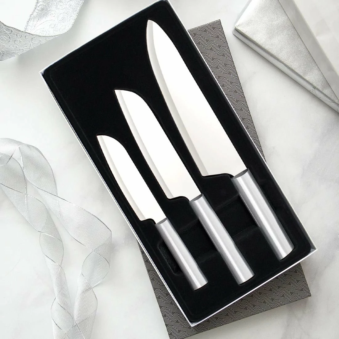 Rada Cutlery 3-Piece Chef's Select Gift Set | Silver 4 Rada Cutlery 3-Piece Chef's Select Gift Set | Silver - Image 4