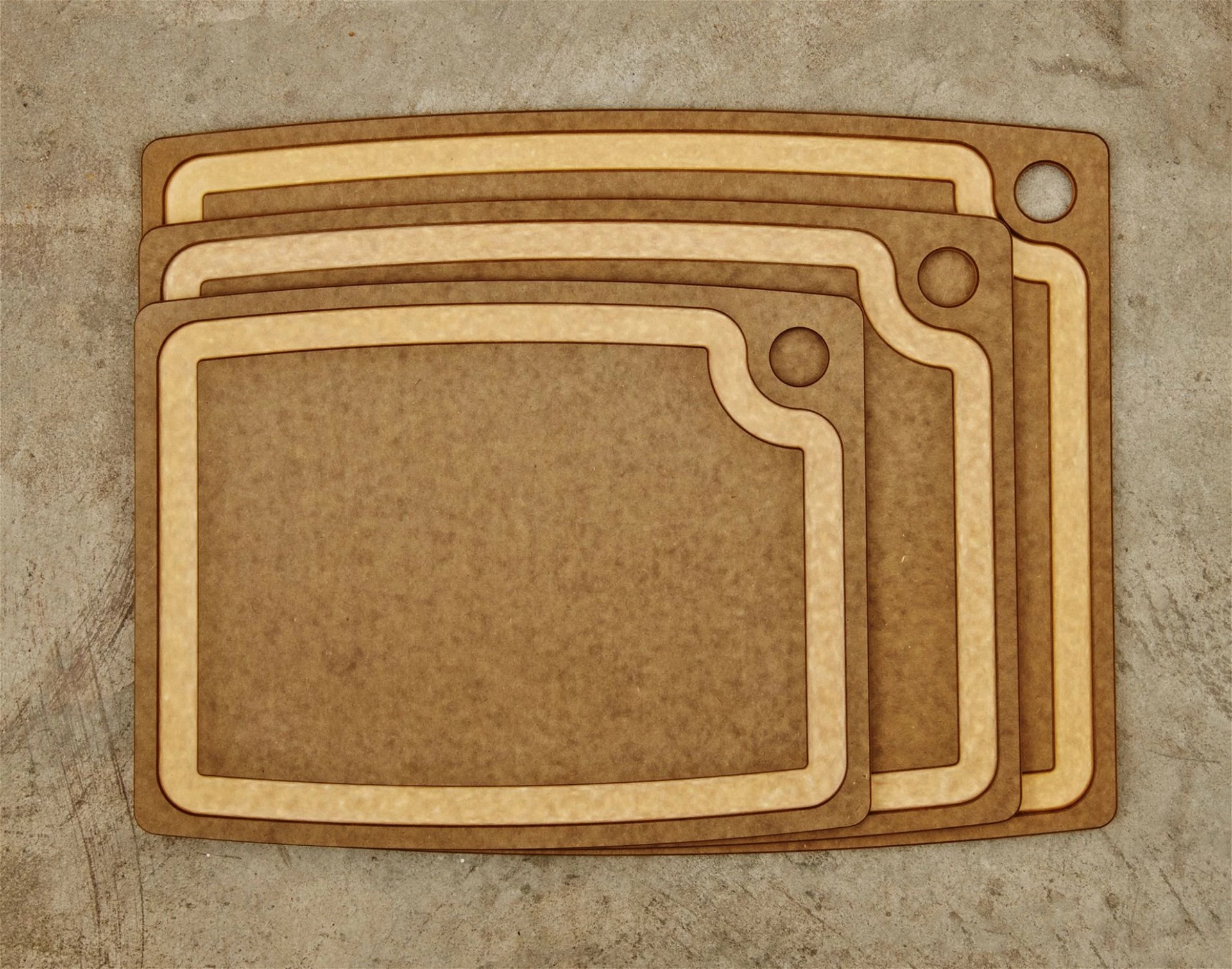 Epicurean Gourmet Series Nutmeg & Natural Cutting Board - 19.5" X 15" 3 Epicurean Gourmet Series Nutmeg & Natural Cutting Board - 19.5" X 15" - Image 3