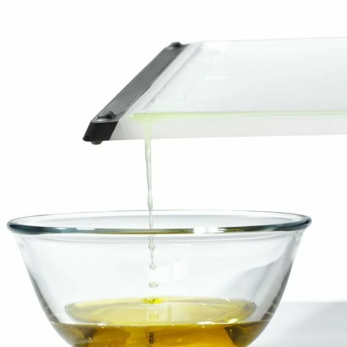 OXO Carving & Cutting Board 5 OXO Carving & Cutting Board - Image 5