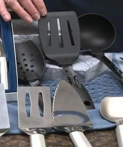 Rada Cutlery Serrated Slicer | Silver 11 Rada Cutlery Serrated Slicer | Silver -Knife-shop maxresdefault 124 34