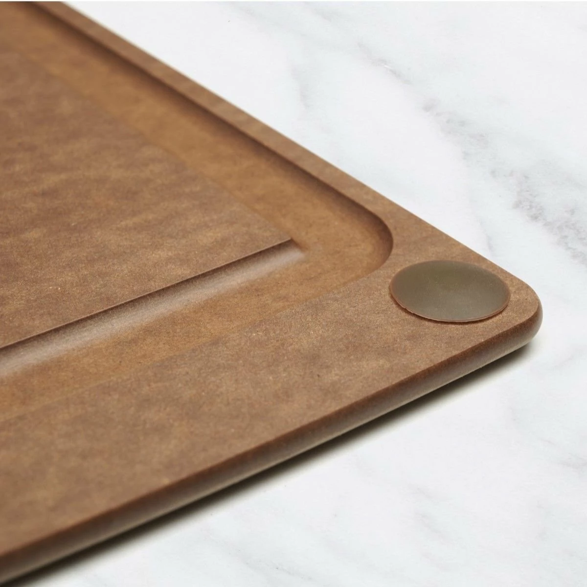Epicurean All-in-One Series Cutting Board 10" × 7" | Nutmeg/Brown 2 Epicurean All-in-One Series Cutting Board 10" × 7" | Nutmeg/Brown - Image 2