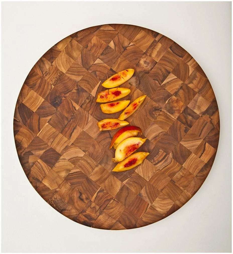 TeakHaus End Grain Butcher Block (Round) | 18" X 2" 1 TeakHaus End Grain Butcher Block (Round) | 18" X 2"