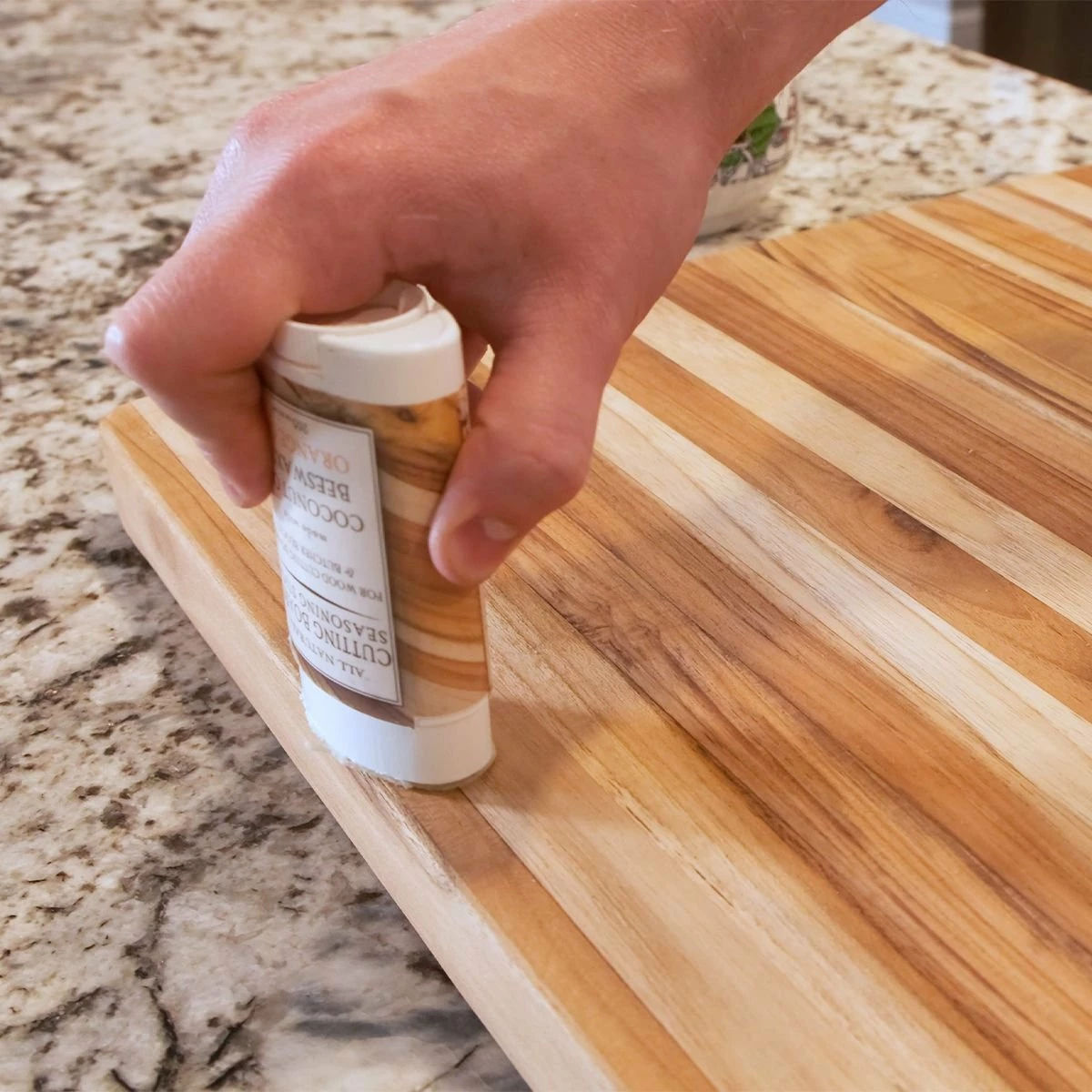 TeakHaus Edge Grain Carving Board W/Hand Grip (Rectangle) | 20" X 15" X 1.5" With Board Seasoning Stick 6 TeakHaus Edge Grain Carving Board W/Hand Grip (Rectangle) | 20" X 15" X 1.5" With Board Seasoning Stick - Image 6